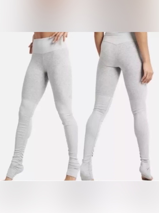 ALO Yoga Pants - ALO Yoga Light Gray Ruched Leggings (models color is different, see my photos)